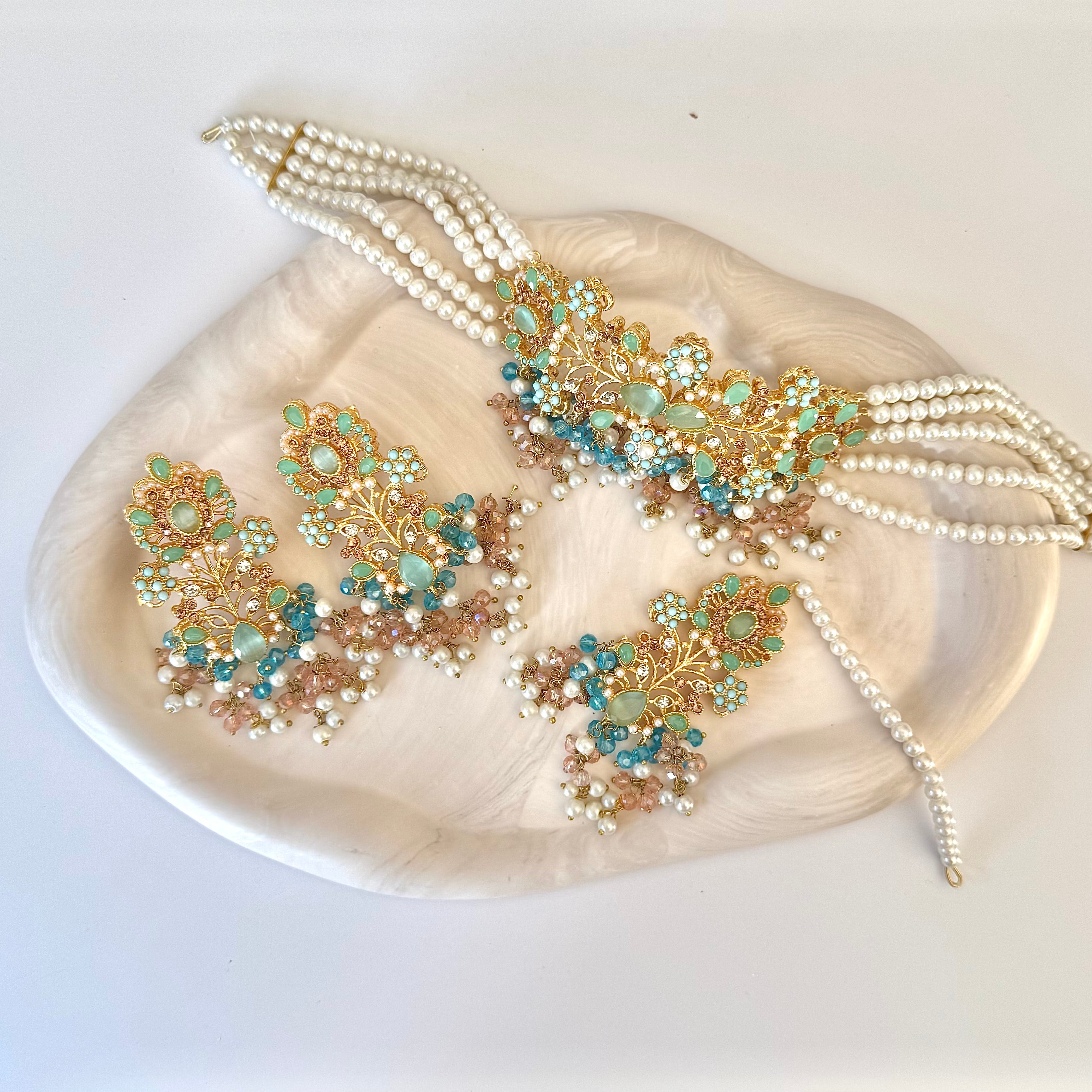 Noorin Choker Set