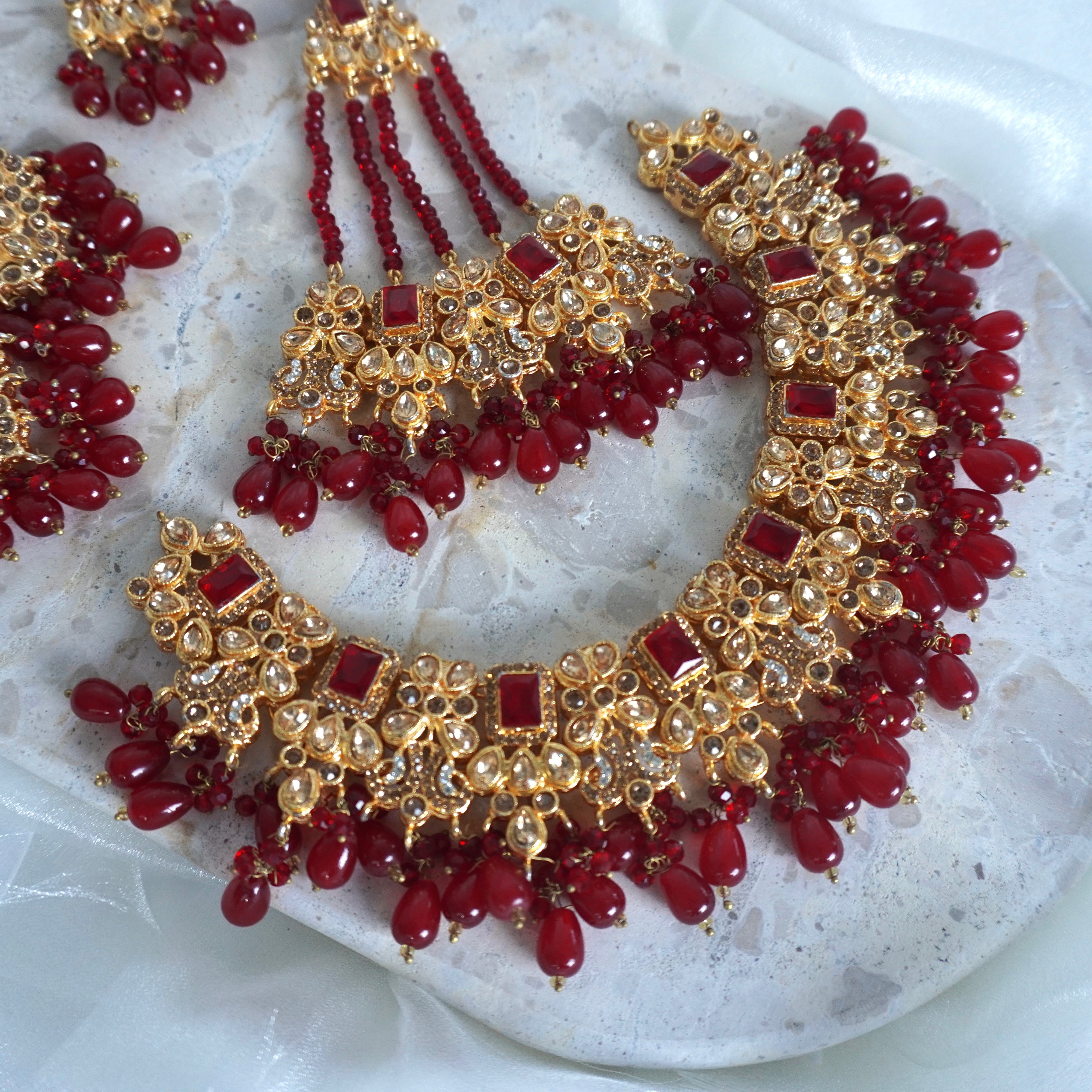 Yasmin Necklace Set - Maroon