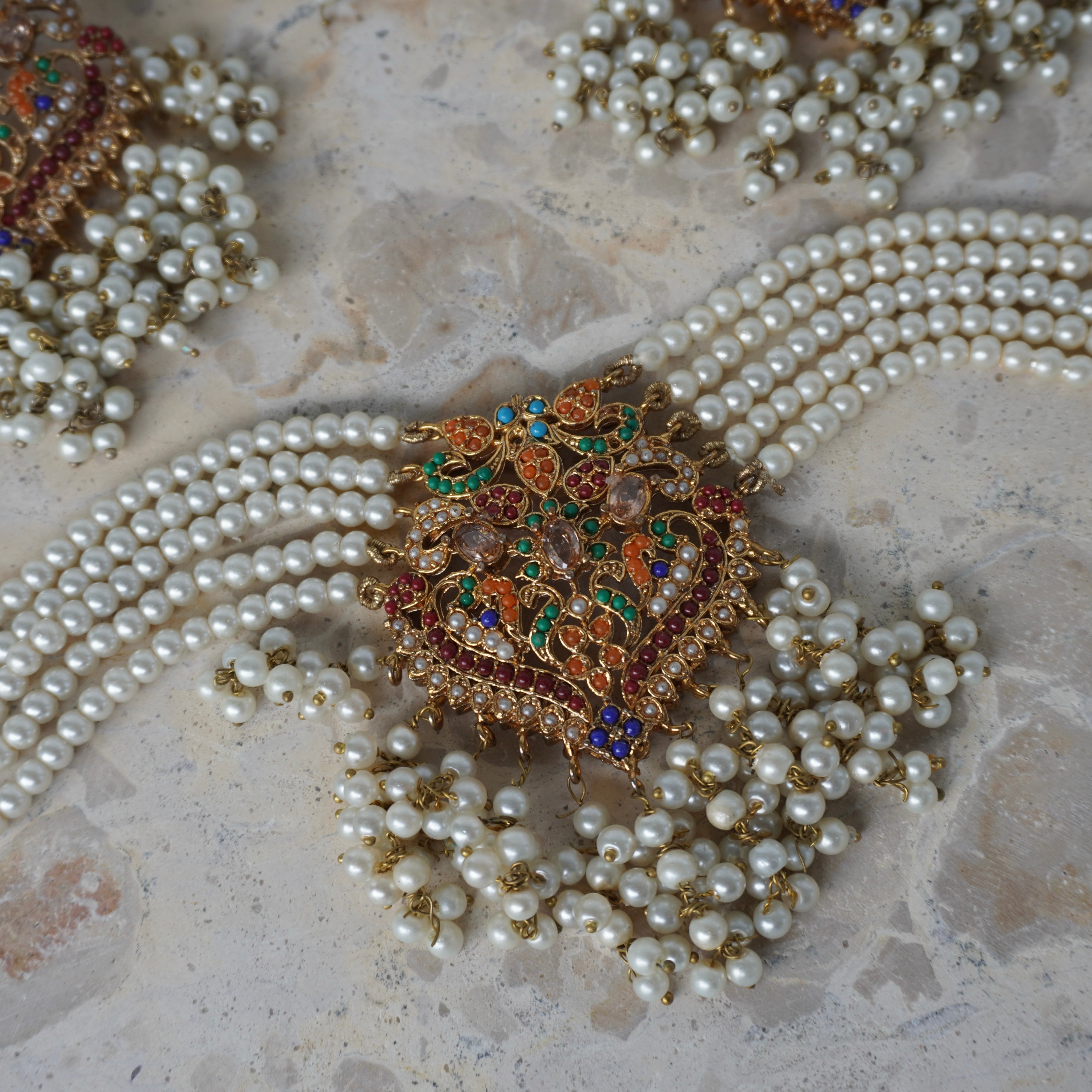 Halime Pearl Choker Set