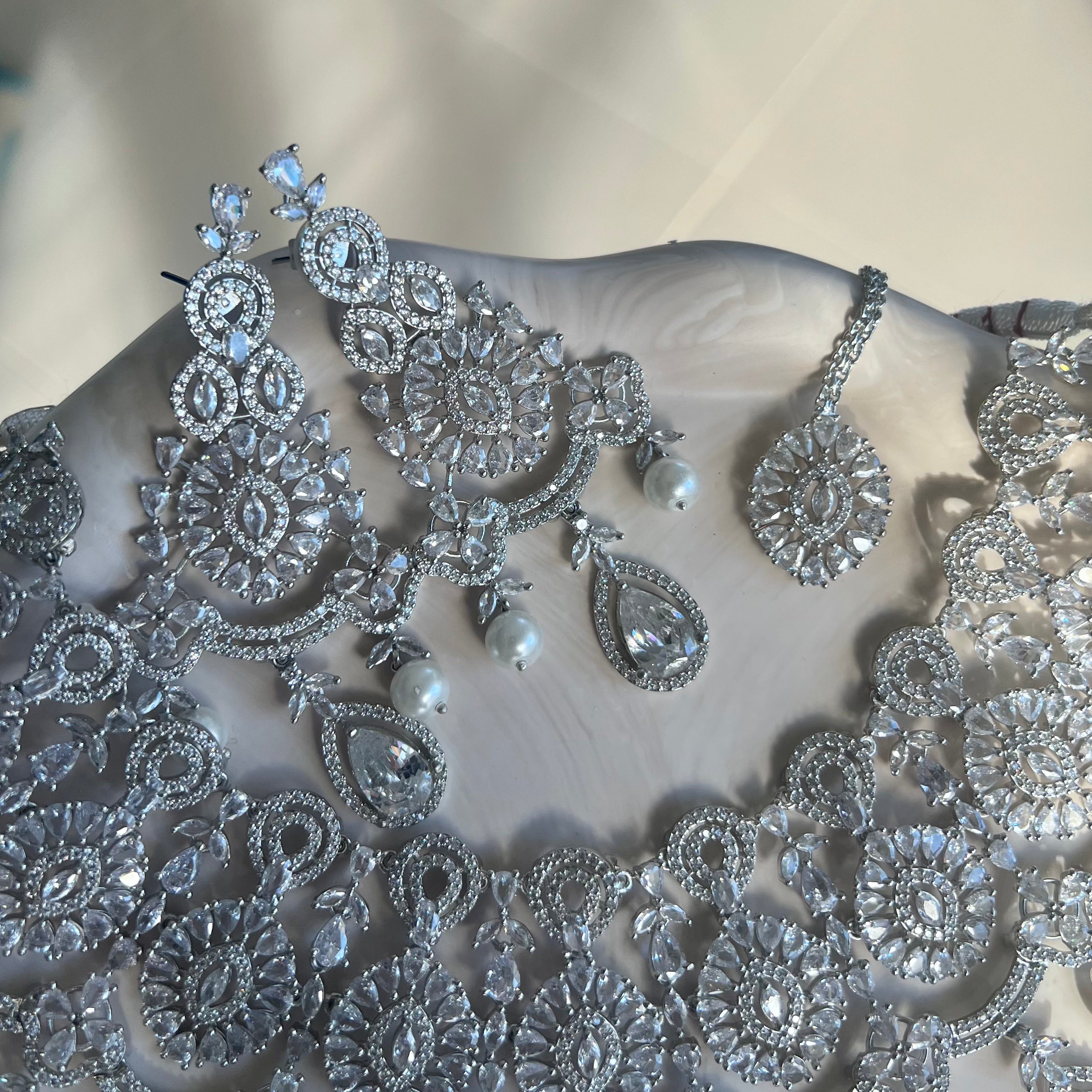 Zohra Diamanté Necklace Set