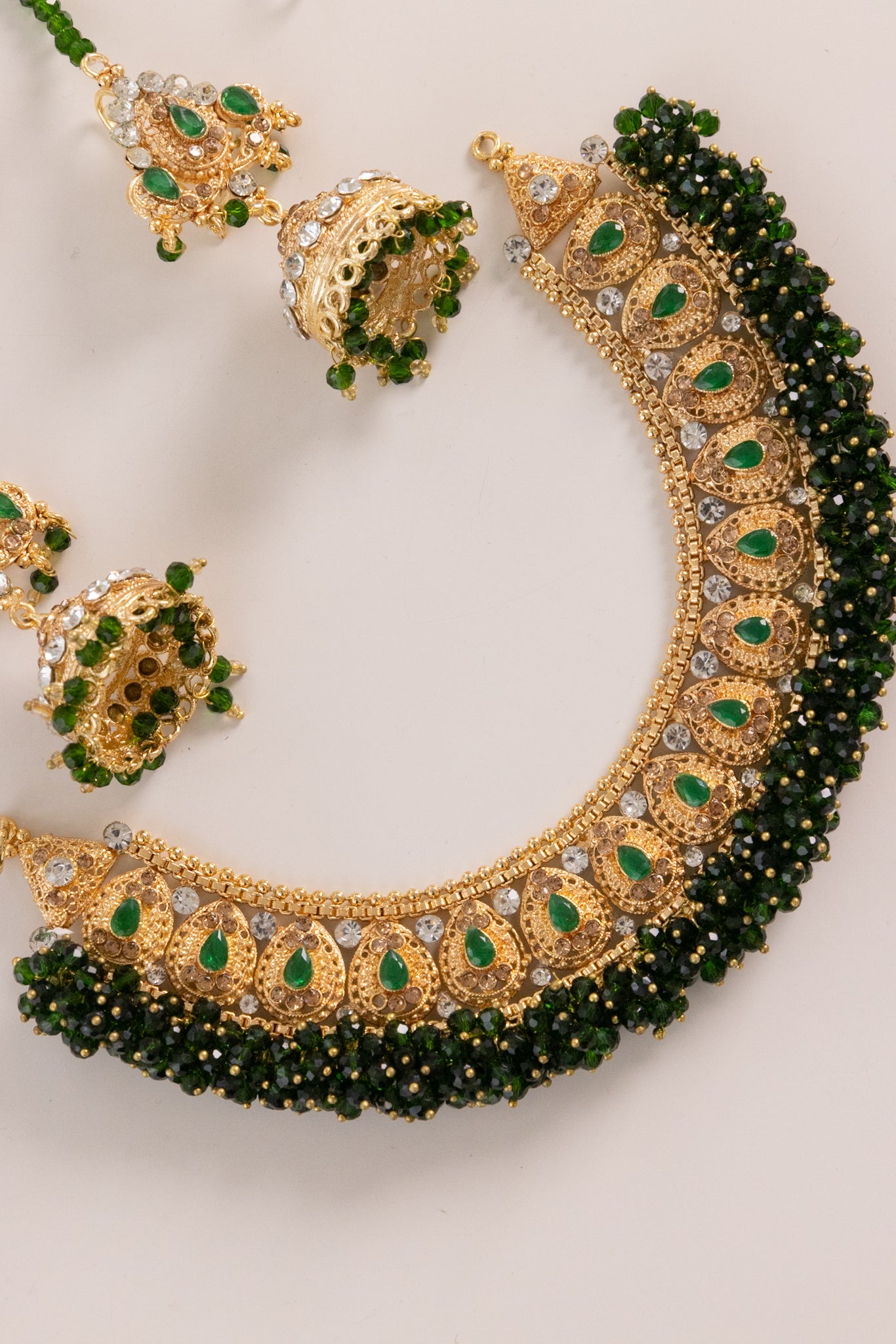 Raha Necklace Set