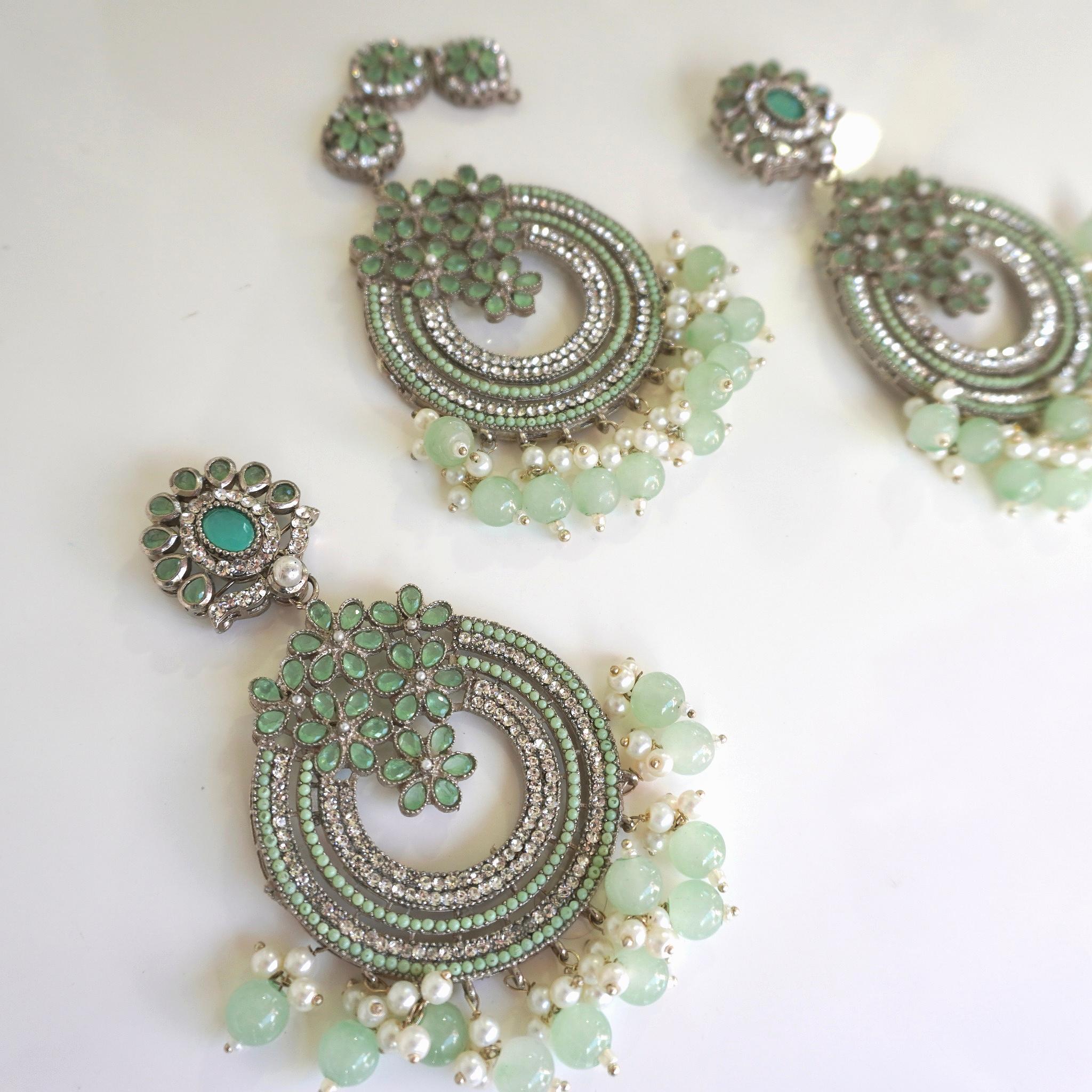 Ayah Tikka Set