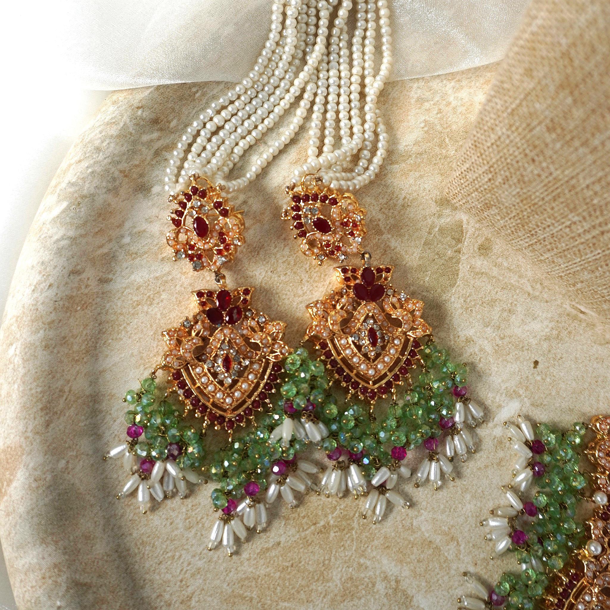 Zoya Choker Set w/Jhumar - Green