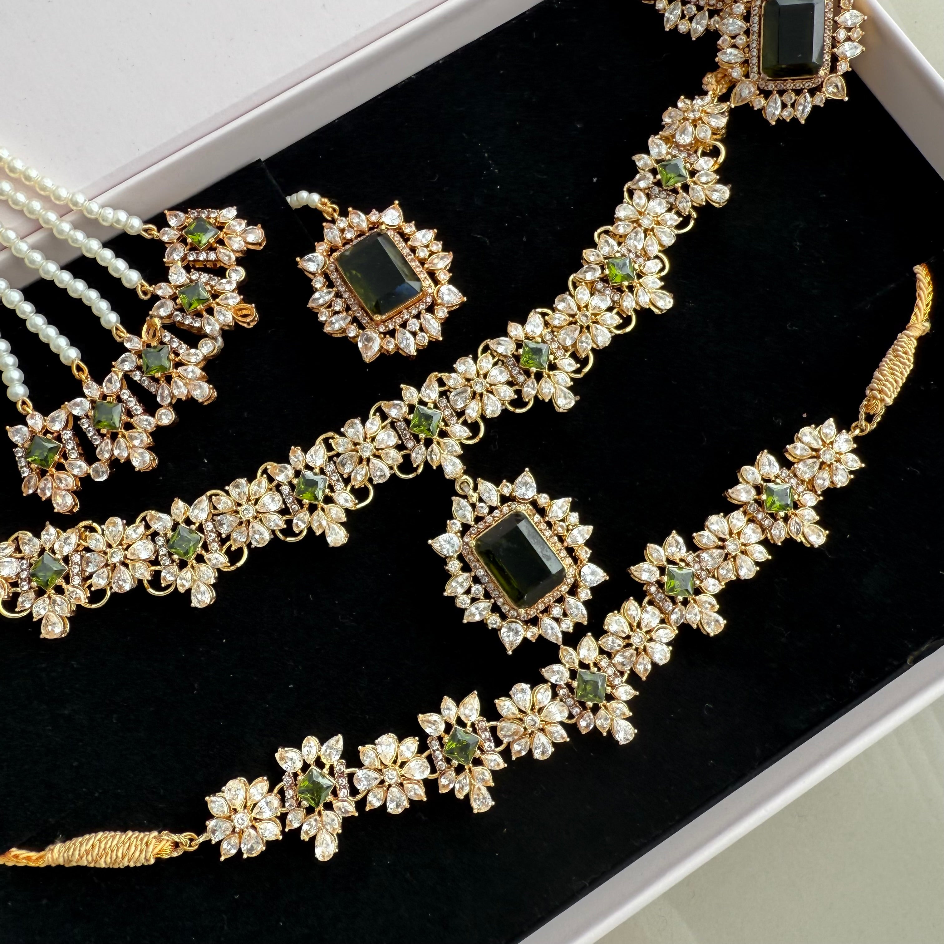 Meher Necklace Set