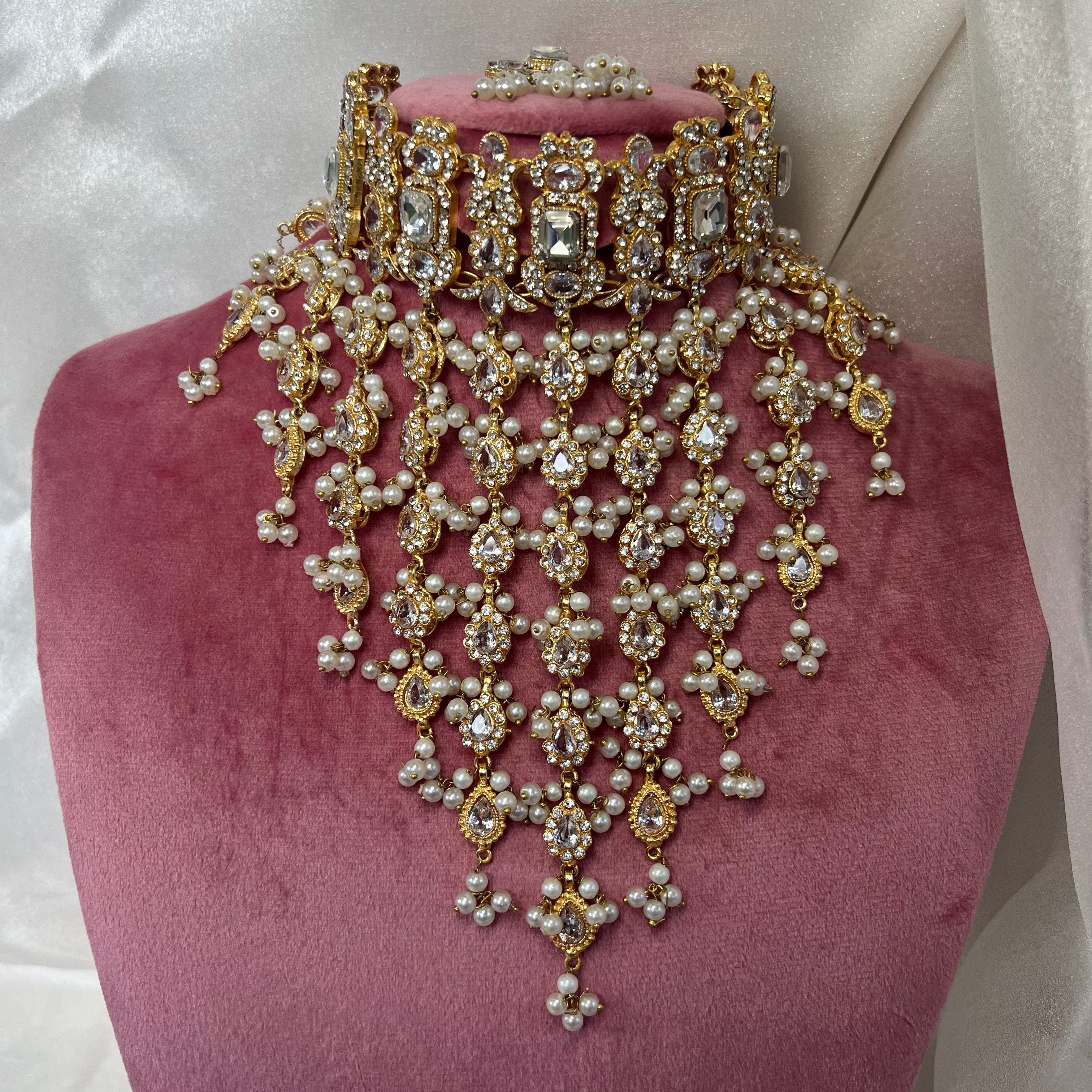 Haniya Necklace Set Long - Gold