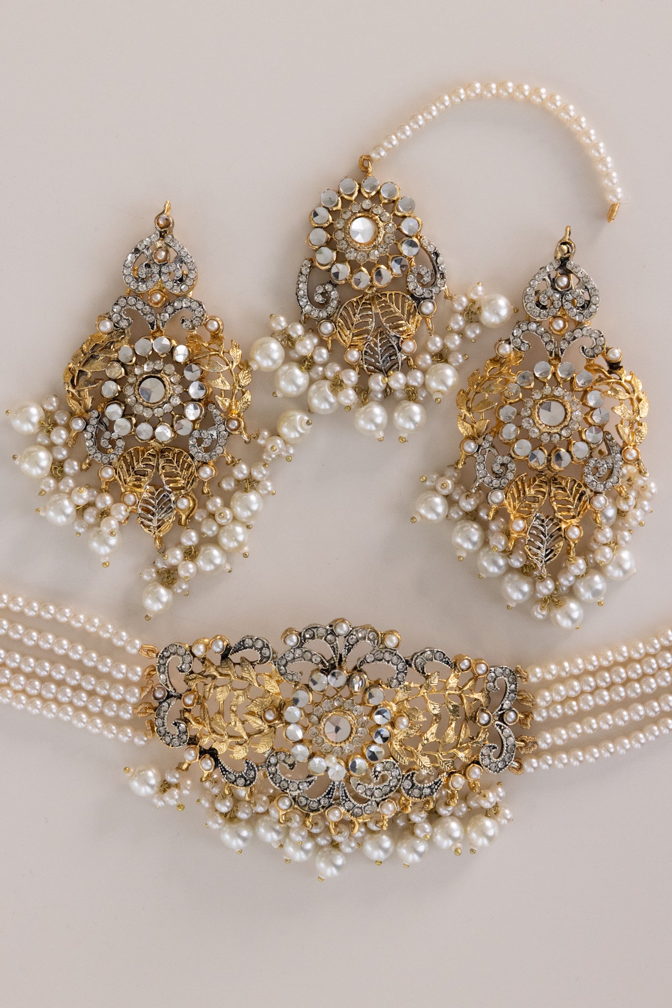 Aaliyah Choker Set
