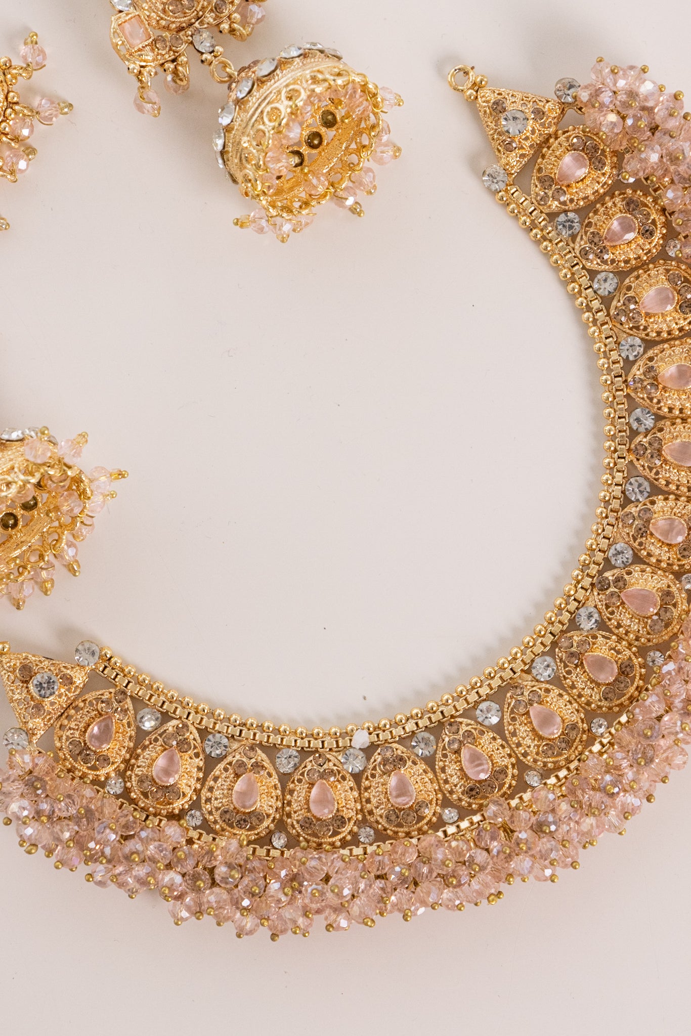 Raha Necklace Set