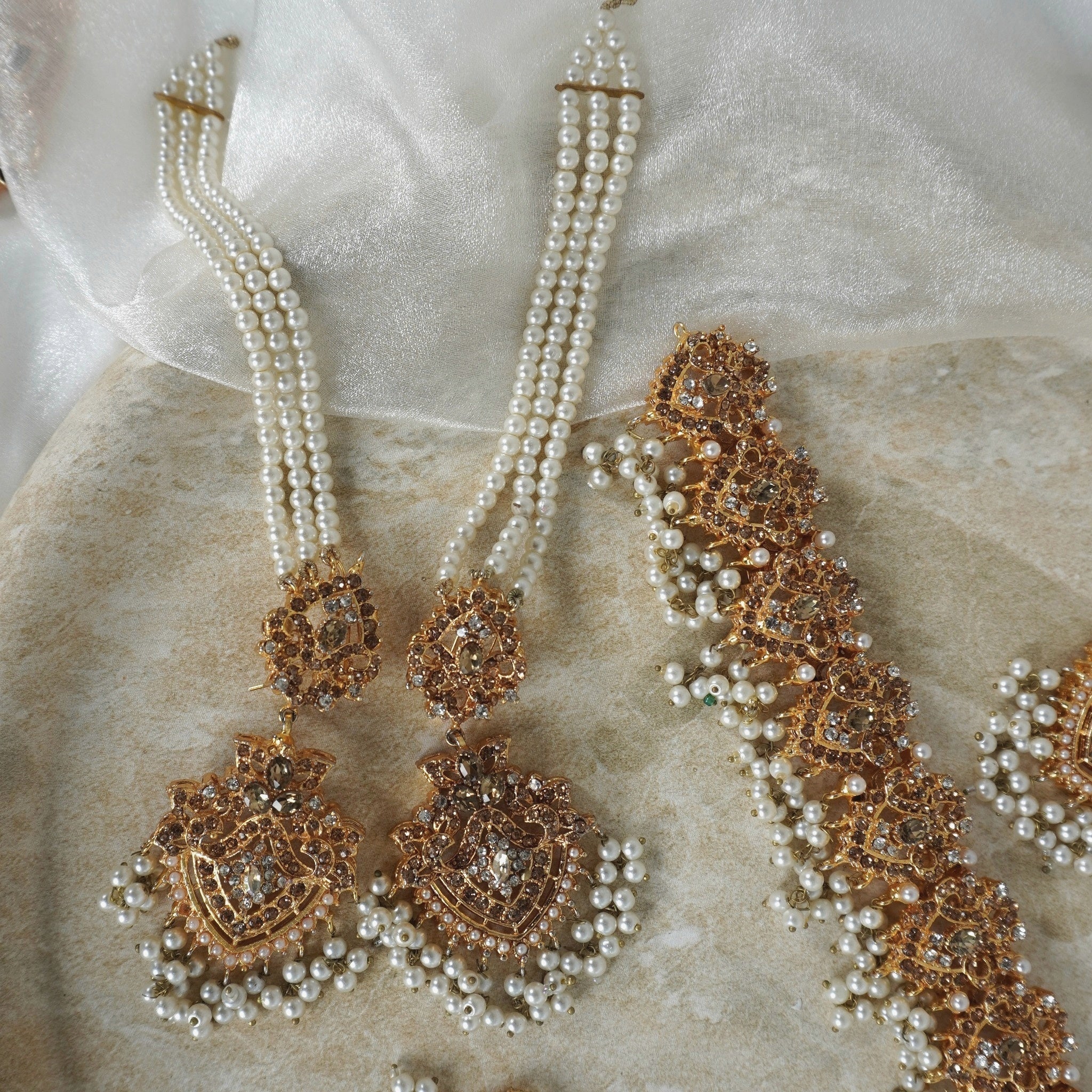 Maya Choker Set