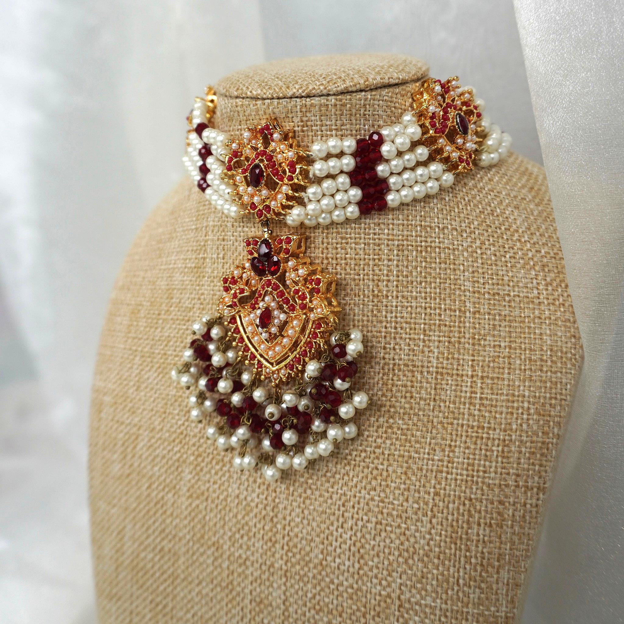 Zoya Choker Set